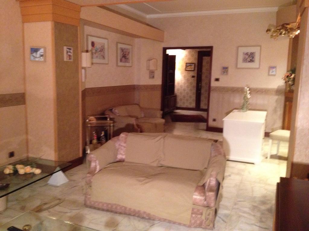 B&B Il Bagolaro Dell'Etna Sant'Agata Li Battiati Εξωτερικό φωτογραφία
