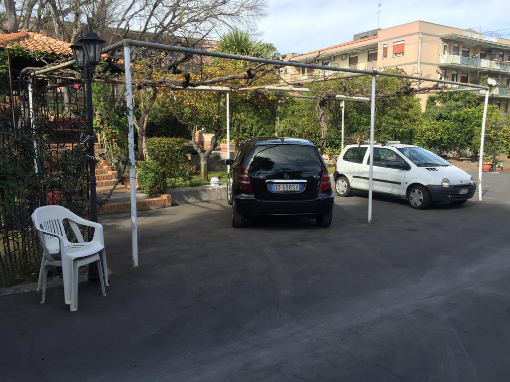 B&B Il Bagolaro Dell'Etna Sant'Agata Li Battiati Εξωτερικό φωτογραφία