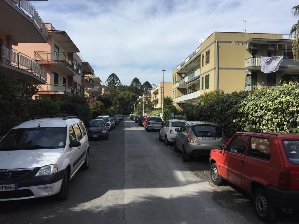 B&B Il Bagolaro Dell'Etna Sant'Agata Li Battiati Εξωτερικό φωτογραφία